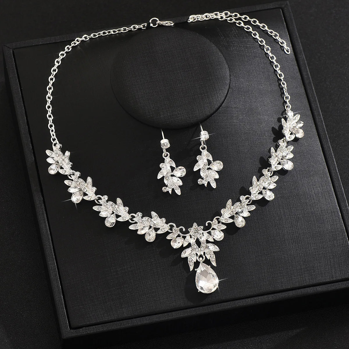 Women’s Crystal Wedding Set
